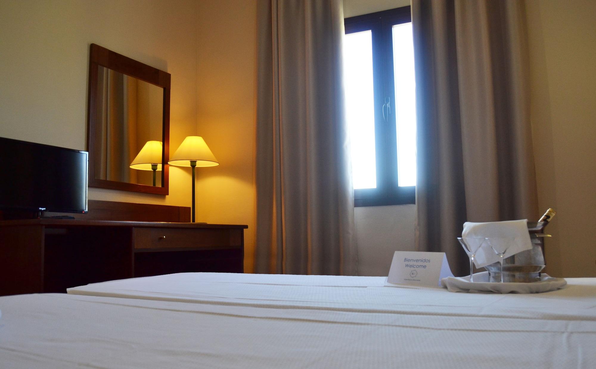 Hotel Reyes Ziries Albolote Extérieur photo